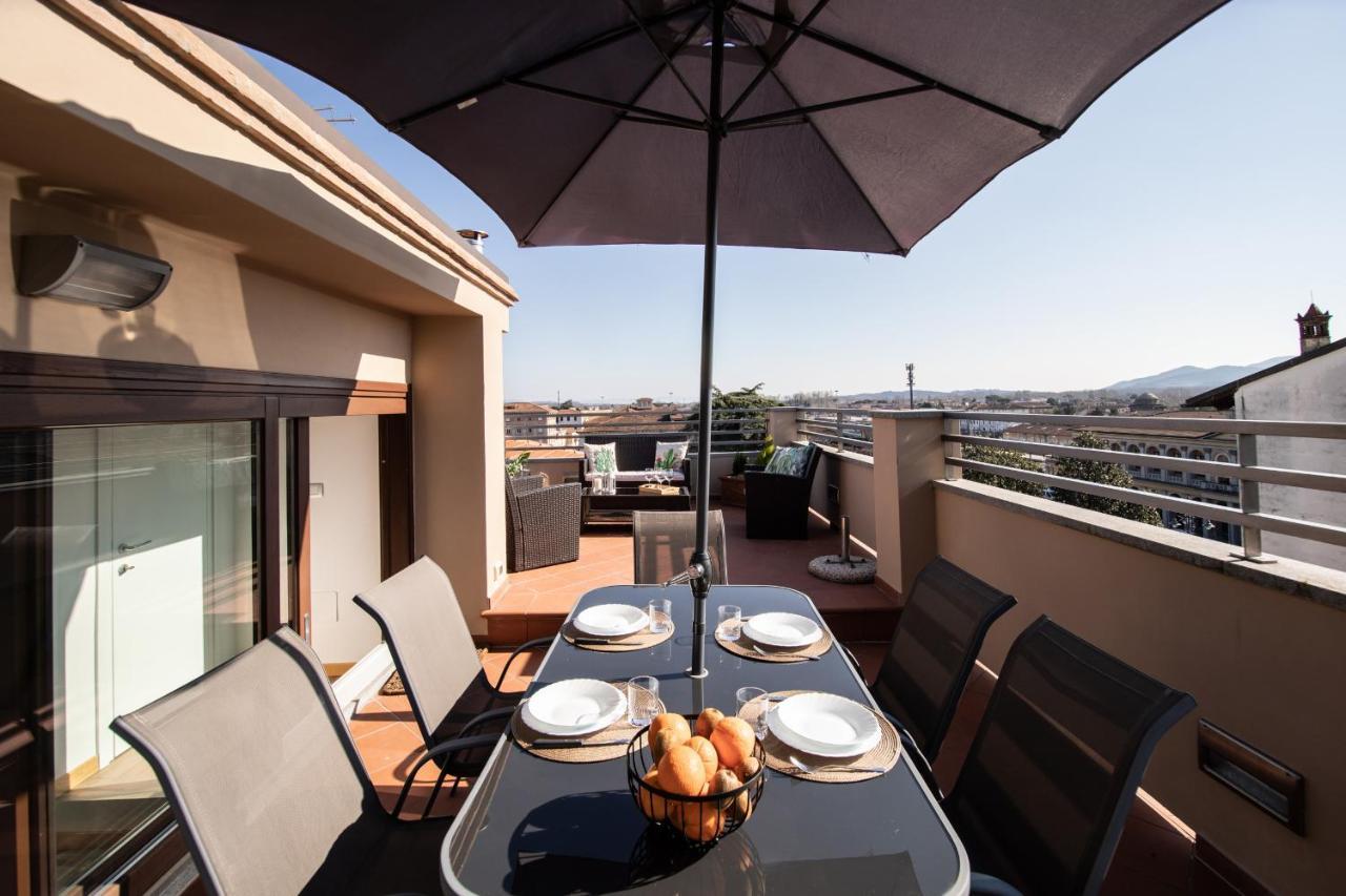 Rooftop Delight With Terrace Лукка Экстерьер фото